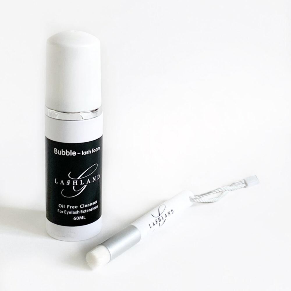 szampon do rzęs ze szczoteczką